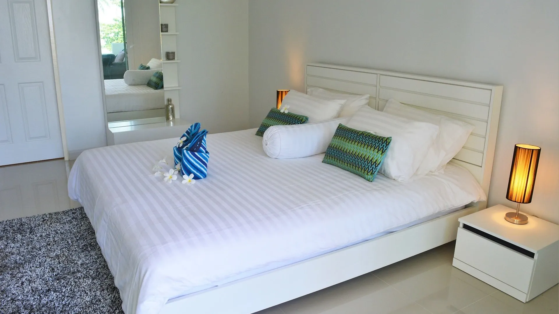 Coconut Bay Club Suite 201 Ko Lanta Hotel